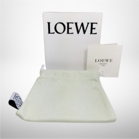 Auth Loewe Soft Grain Accordion Calfskin Wallet/Cardholder - Picture 10 of 11